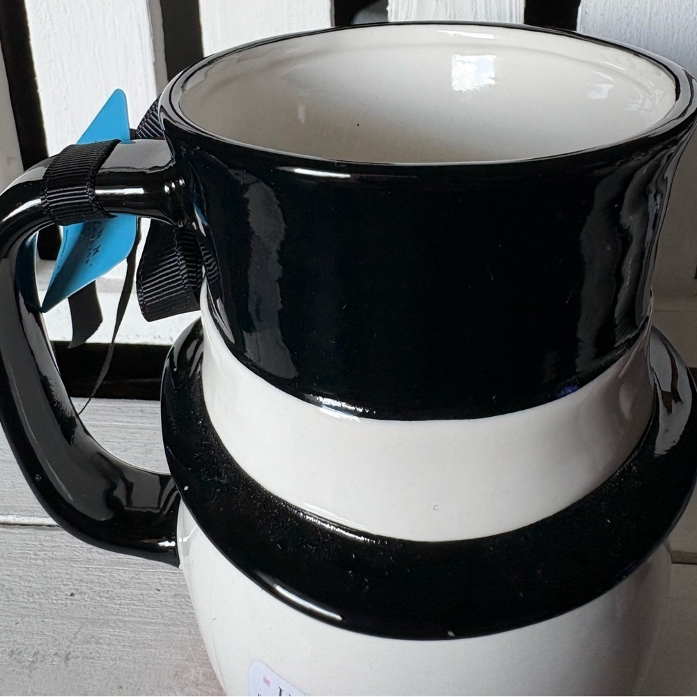 Rae Dunn Frosty Snowman Mug with Black Hat and Red Base - Picture 3 of 4